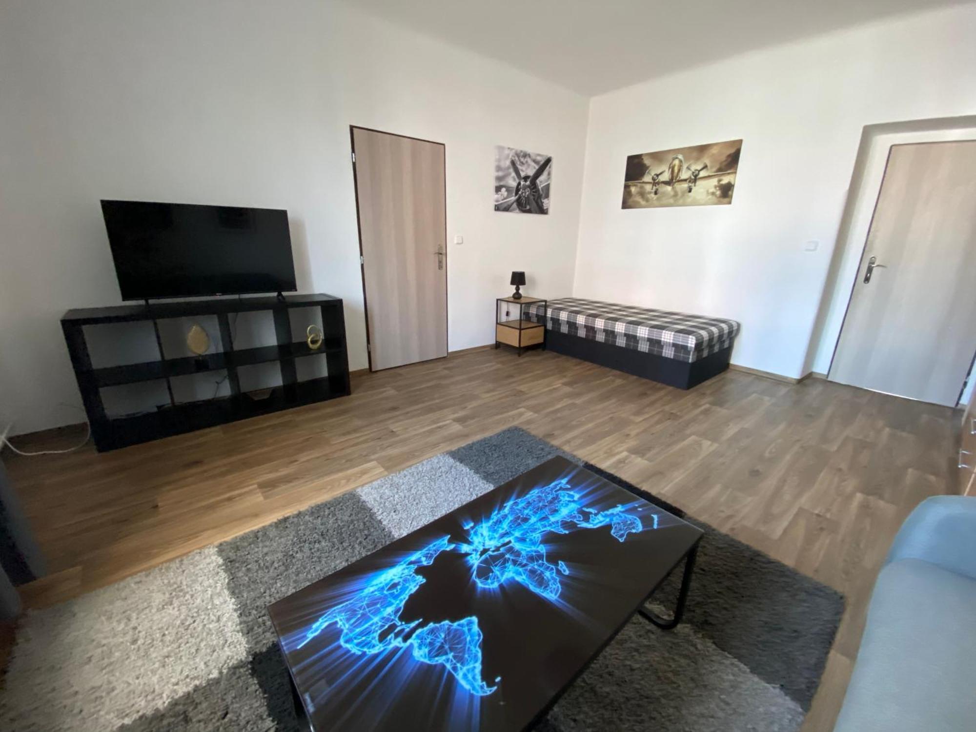 Cerna Ruze - Apartman 3 เปิลเซน ภายนอก รูปภาพ