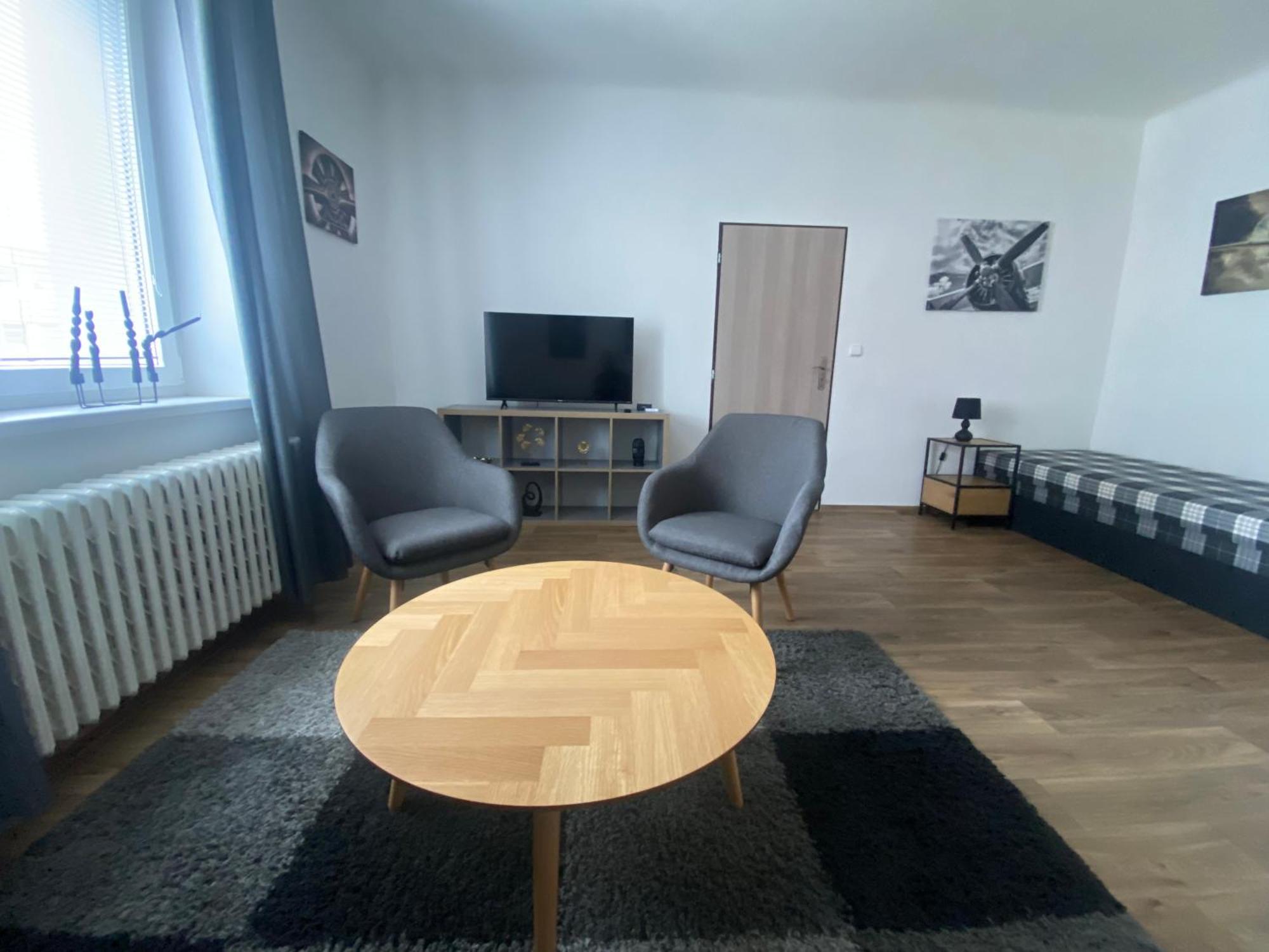 Cerna Ruze - Apartman 3 เปิลเซน ภายนอก รูปภาพ