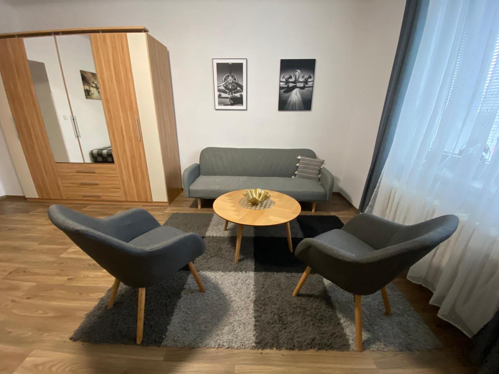 Cerna Ruze - Apartman 3 เปิลเซน ภายนอก รูปภาพ